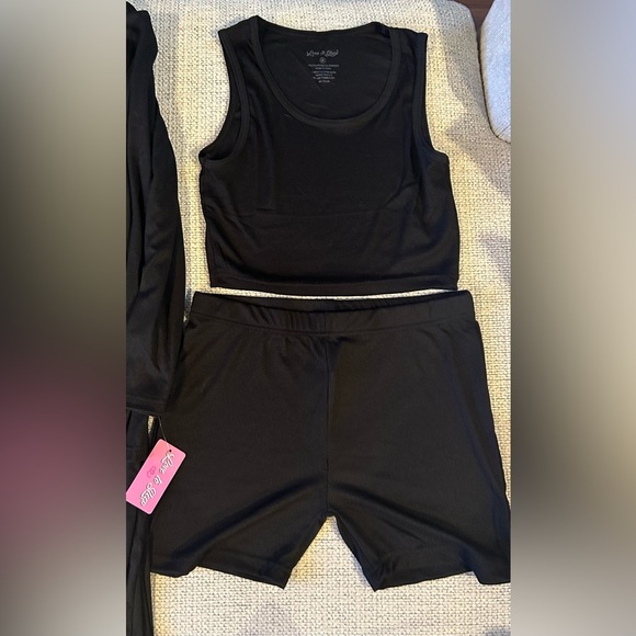 Love To Sleep 3PC Black Ribbed Set (Tank,Shorts & Robe) Size M NWT💣 - Picture 2 of 3